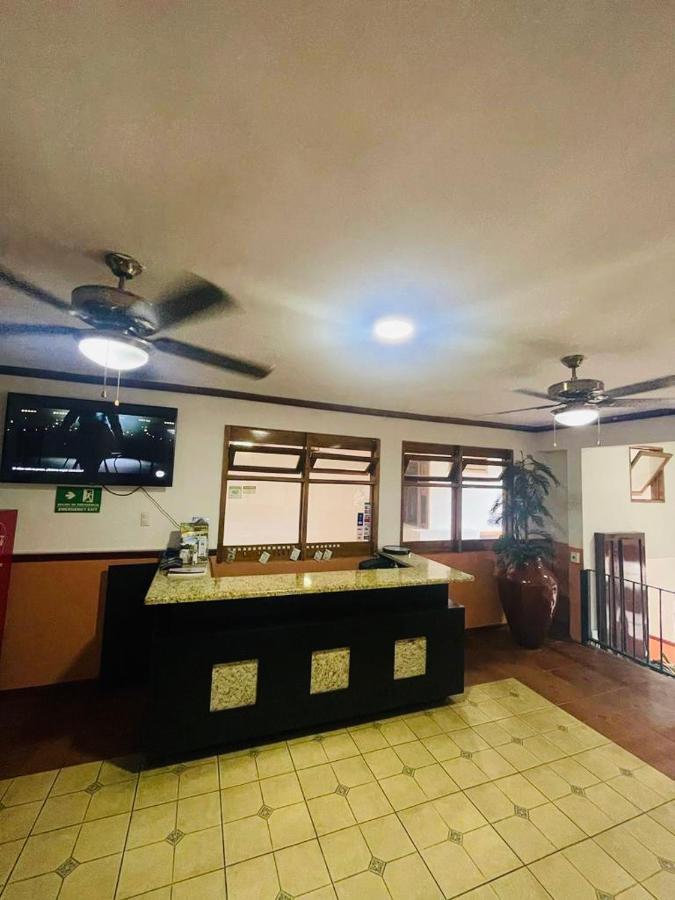Boutique Hotel Calle 20 サンホセ エクステリア 写真