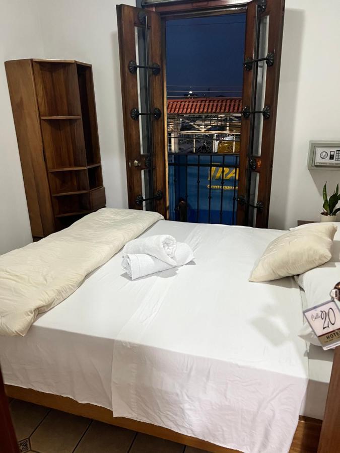 Boutique Hotel Calle 20 サンホセ エクステリア 写真